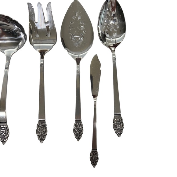 90 Piece Oneidacraft Nordic Crown Deluxe Stainless Flatware Service - Picture 7 of 15